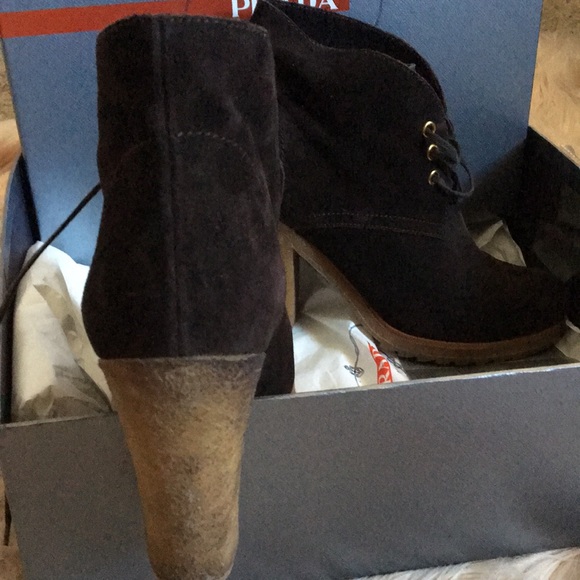 Prada Prada Prada - Picture 3 of 4